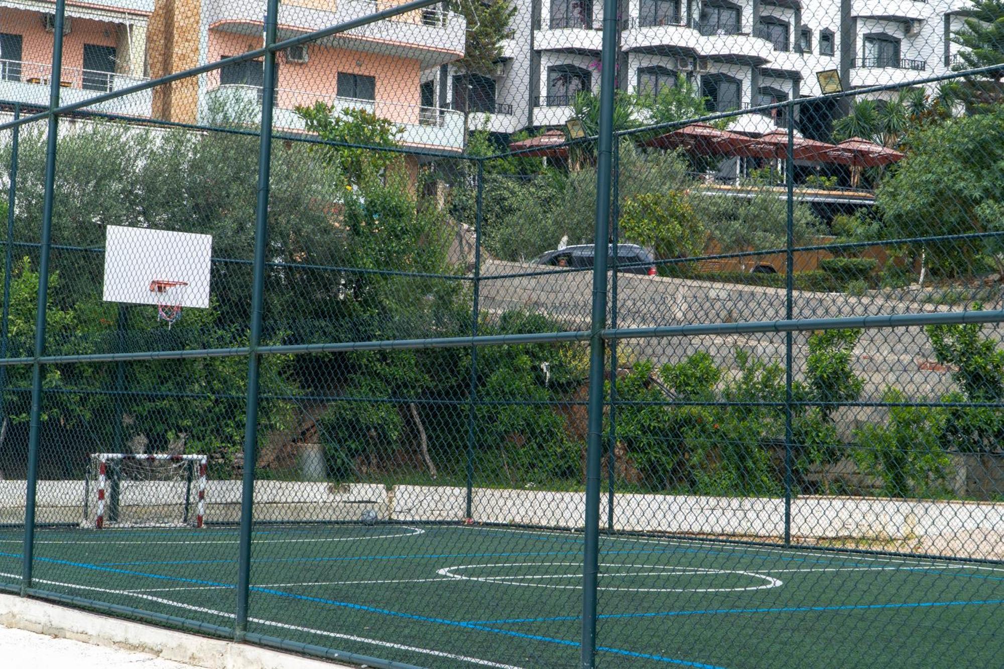 Hotel Mediterrane Sarande Exterior photo