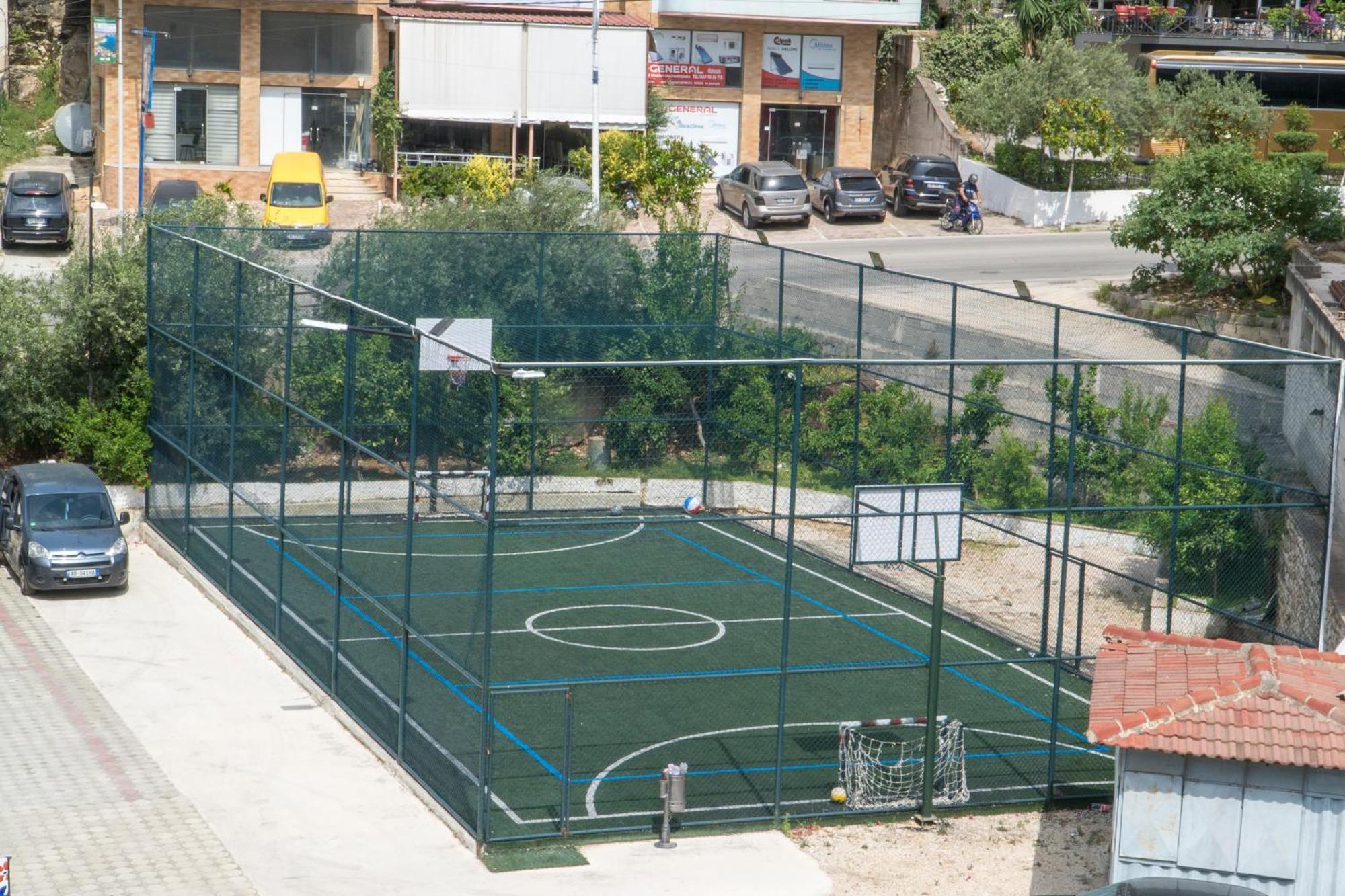 Hotel Mediterrane Sarande Exterior photo