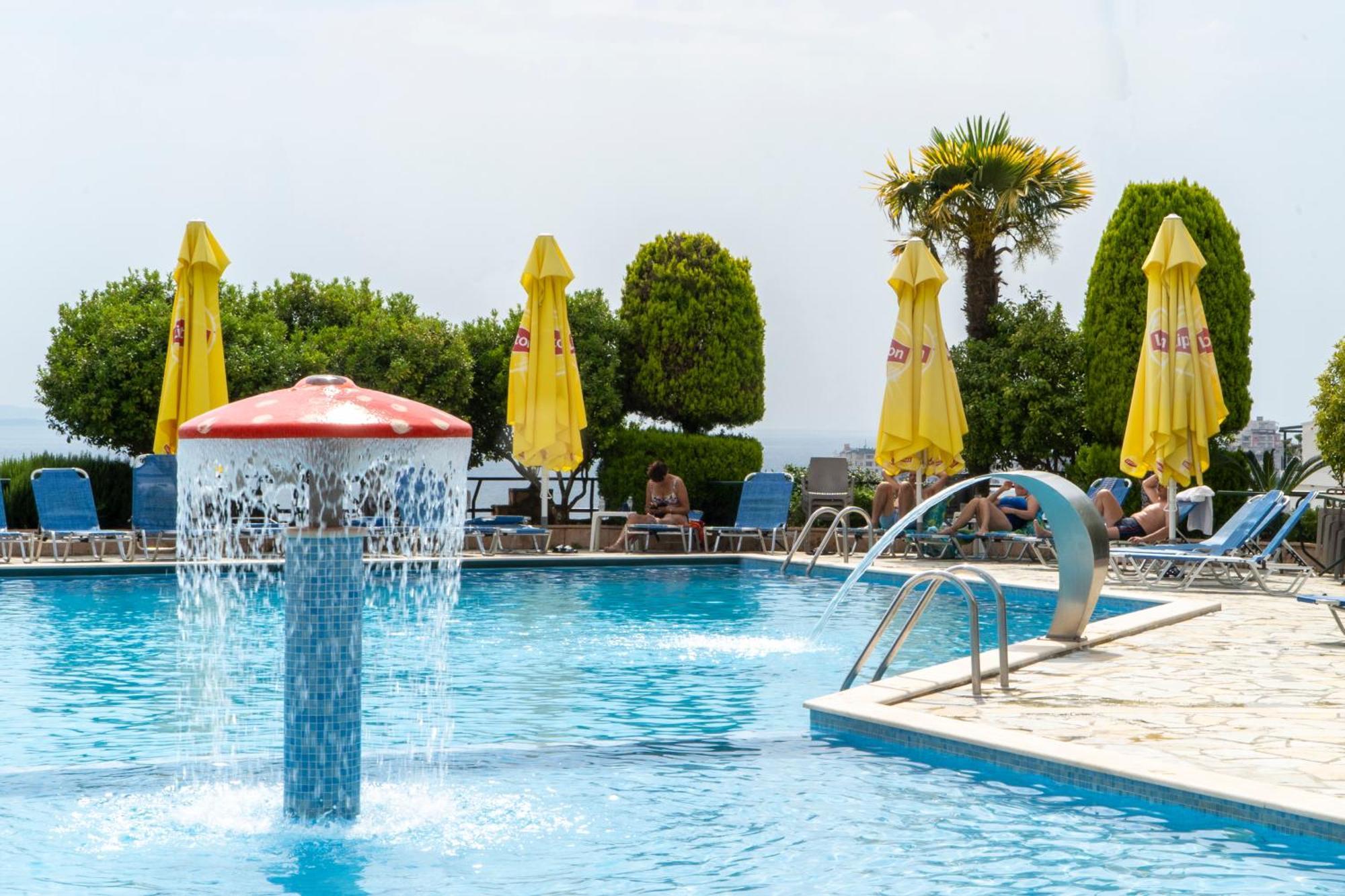 Hotel Mediterrane Sarande Exterior photo
